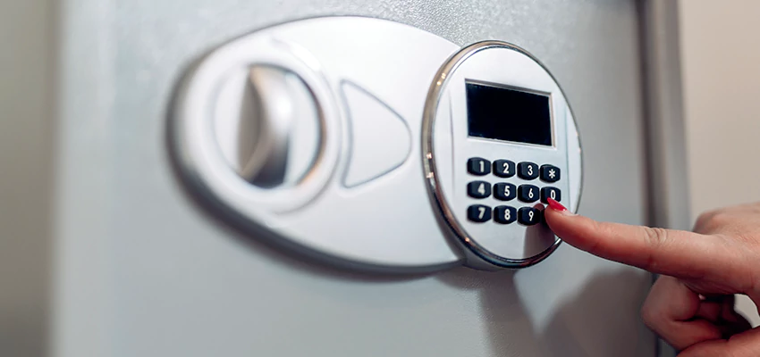 Jewelry Safe Cracking in Arcata, California